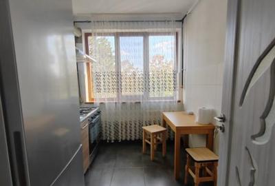 Apartament 3 camere, etajul 3/9, zona Nord- Spitalul Judetea Apartament 3 camere, etajul 3/9, zona Nord- Spitalul Judetea - 4