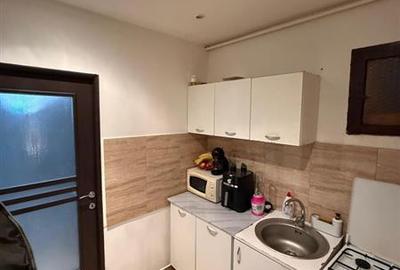 Garsonieră semidecomandată, mobilată în Răcădău - 3