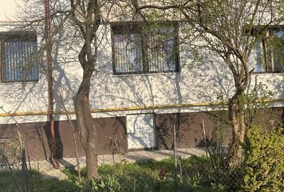 Apartament cu 2 camere semidecomandat în Central - 1