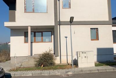 Vila 4 camere   Pipera Emil Racovita  Pret Promotional 370 000eur + TVA - 1