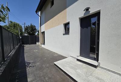 VILA DEOSEBITA SECTOR 1 ZONA BUCURESTII NOI - STRAULESTI NORD - 35