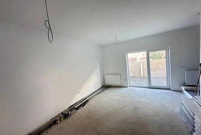 Casă cu 3 camere în Moșnița Nouă