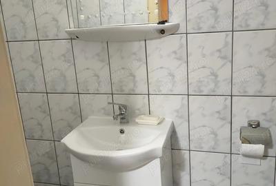 Apartament cu 3 camere decomandat în Central - 1