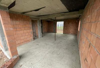 Casă individuală cu 3 camere cu Teren 409 Mp în Șcheia - 8