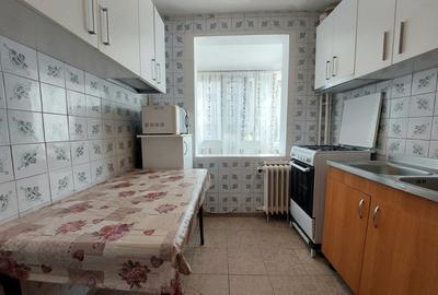 Apartament cu 3 camere decomandat în 1 Decembrie 1918 - 12