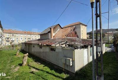 Spațiu comercial, de 250 mp, în Central - 7