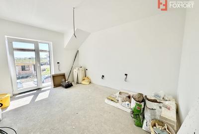 Duplex cu 4 camere cu Canalizare în Moșnița Nouă - 10