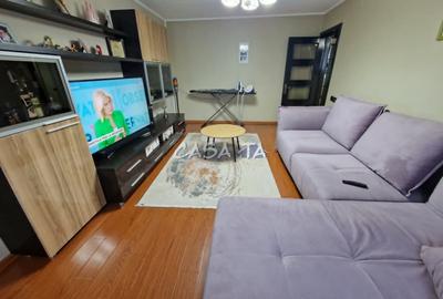 Apartament cu 2 camere decomandat în 9 Mai - 2