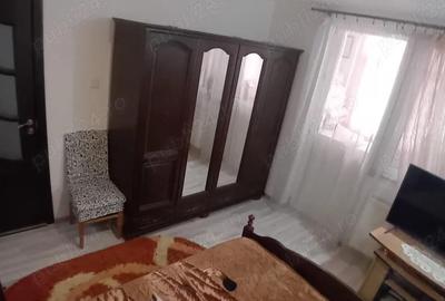 Apartament cu 4 camere decomandat în Central - 2