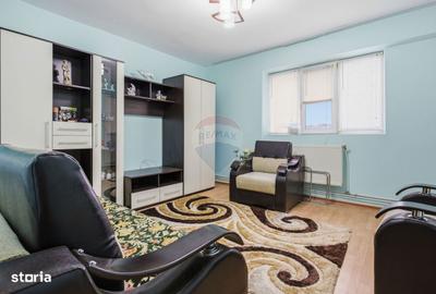Apartament cu 2 camere decomandat în Zorleni - 2