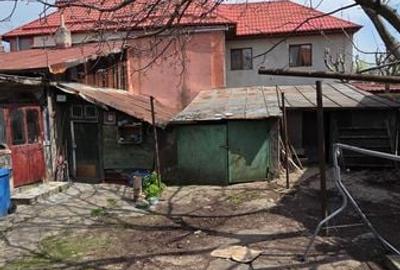 Casă cu 4 camere semidecomandat cu Teren 150 Mp în Central - 7