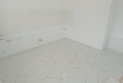 Casă cu 4 camere cu Teren 458 Mp în Domnești