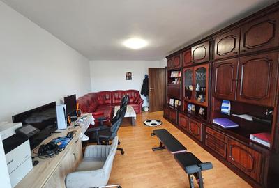 Apartament cu 3 camere decomandat, mobilat în Girocului - 3