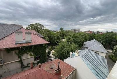 Apartament cu 3 camere decomandat în Ultracentral