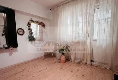 Ap decomandat 3 camere - Tătărași, 75 mp, locație excelentă 140000 EUR - 2