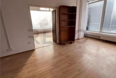 Spațiu comercial, de 70 mp, în Decebal - 5