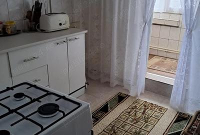 Inchiriez apartament 2 camere - 3