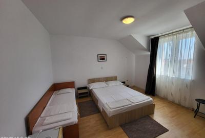 Casă cu 9 camere cu Teren 405 Mp în Nord - 3