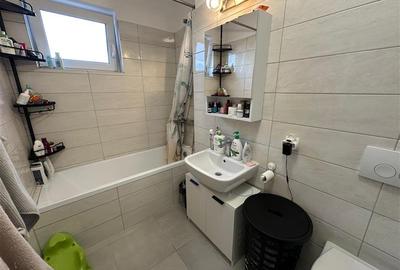 De vanzare apartament 2 camere in Maurer - 5
