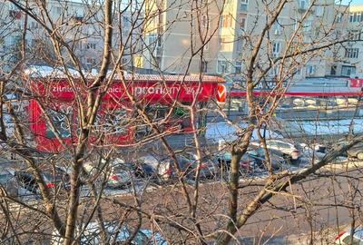 Artament 2 camere, decomandat, 50 mp+ 2 balcoane. - 2