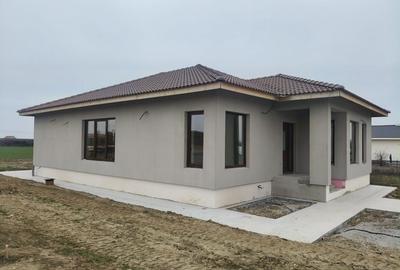 Casă cu 3 camere în Central - 8