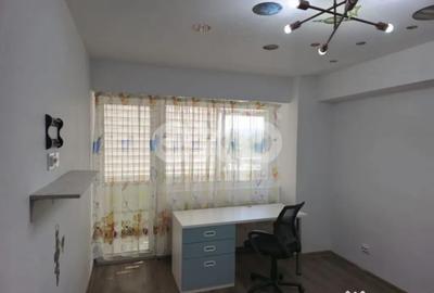 Apartament cu 3 camere decomandat în Central - 15