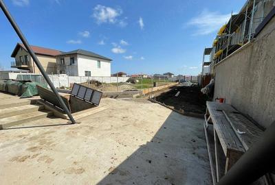 Casă cu Teren 610 Mp în Cumpăna - 2