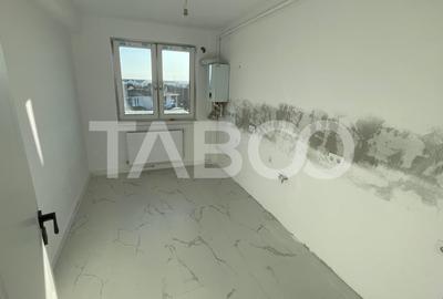 Apartament cu 3 camere decomandat în Industrial Vest - 3