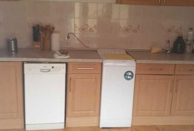 Casă cu 4 camere în Central - 2