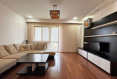 Apartament cu 3 camere semidecomandat în Timpuri Noi