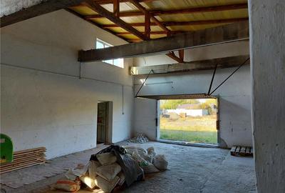 Spațiu comercial, de 500 mp, în Acâș - 2