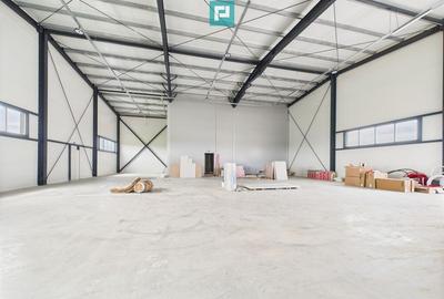 Spațiu comercial, de 520 mp, în Aeroport - 11