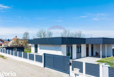 Casă cu 5 camere cu Teren 657 Mp în Florilor - 16