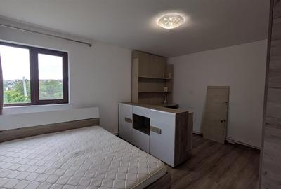 De inchiriat 4 camere, Valea adanca in spate la Capitol - 2