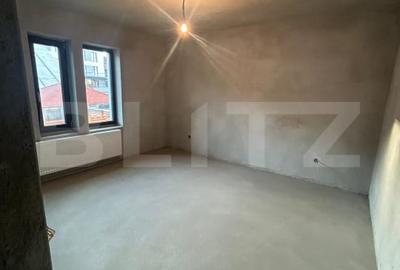 Casa de inchiriat, 300 mp, zona Micro 6 - 2