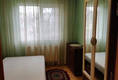 Apartament cu 3 camere semidecomandat în Cetății - 2