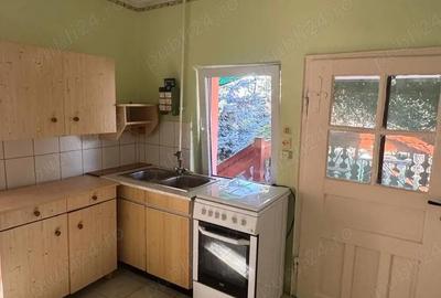 Casă cu Teren 1500 Mp în Turnu - 5