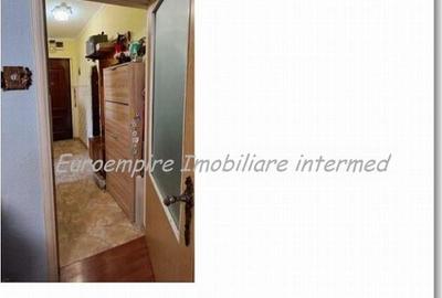 Apartament 2 camere zona Cet - 3