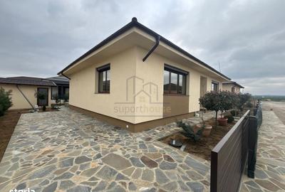 Casă cu 3 camere cu Teren 250 Mp în Republicii - 1