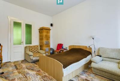 Casă individuală cu teren de 1100 mp și 3 apartamente în curte - 8