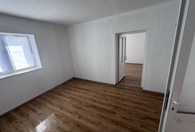 Casă cu 4 camere în Măgești - 2
