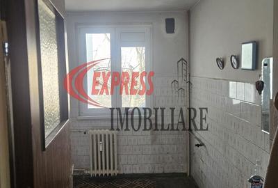 Apartament cu 3 camere semidecomandat în Titan - 2