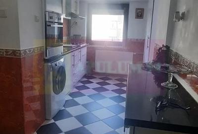 Inchiriere apartament 3 camere bd Decebal stradal - 17