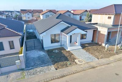 Vilă cu 4 camere de vânzare în Via Carmina - 15