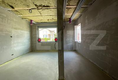 Duplex cu 4 camere cu Canalizare în Central - 14