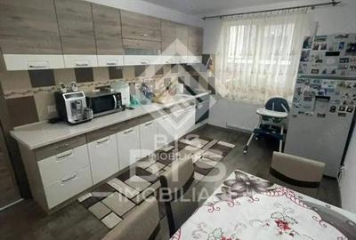 Apartament cu 4 camere decomandat în Calea Moldovei - 8