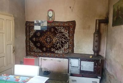 Casă individuală cu 2 camere cu Canalizare în Ultracentral - 5