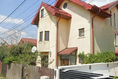 Casă individuală cu 7 camere cu Teren 310 Mp în Est - 1