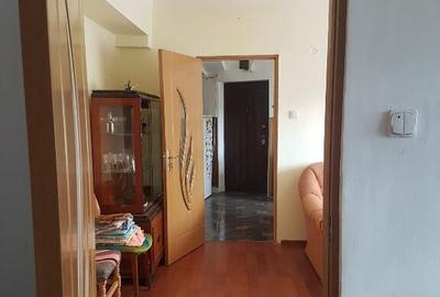 Apartament trei camere, etaj 1, CT, termopan, liber, Casa de Cultura - 13