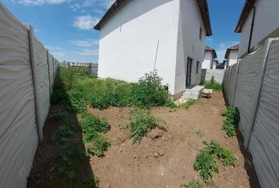 Casă cu 3 camere cu Teren 150 Mp în Central